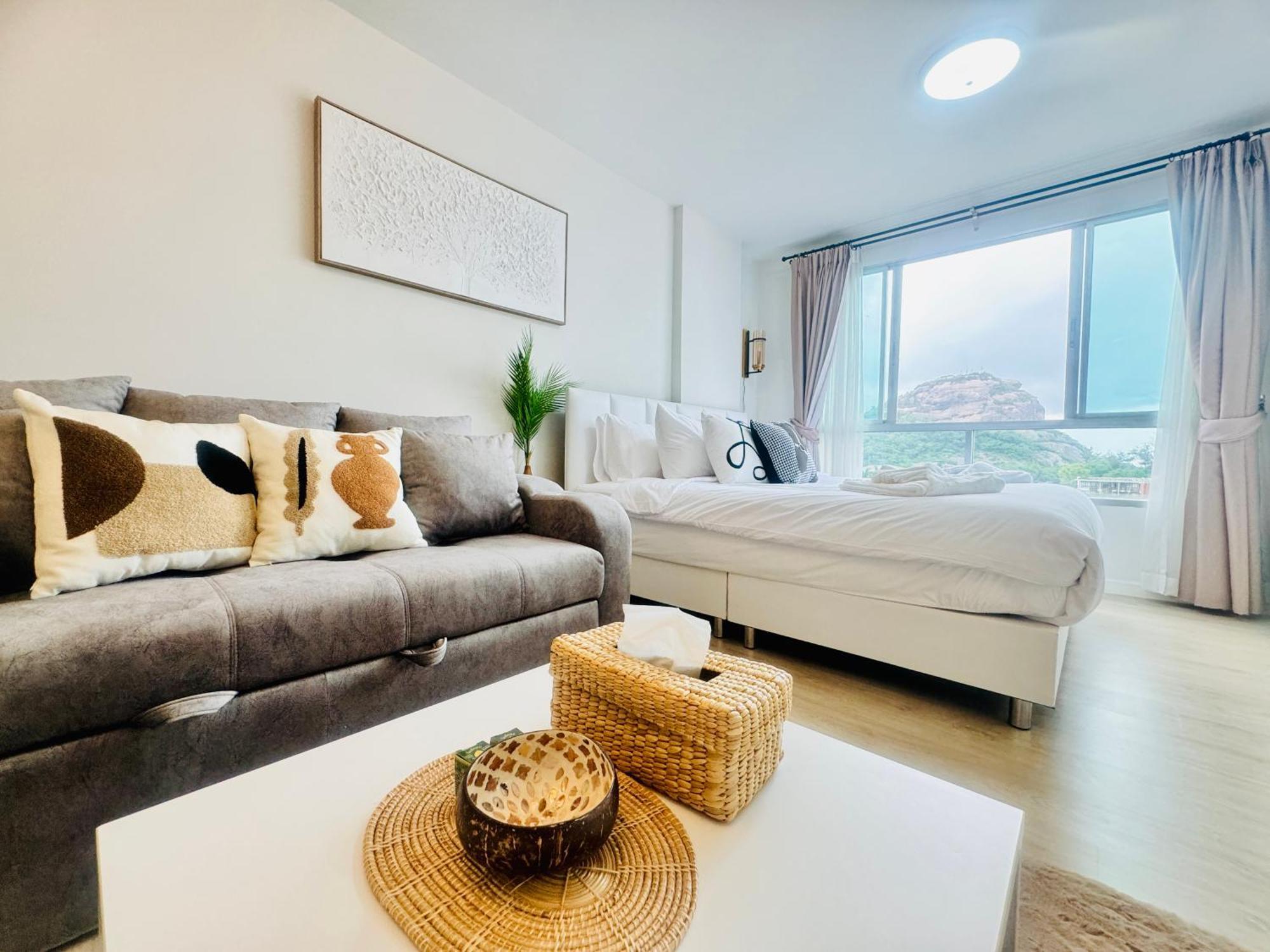 Sea&Mountain View,5 Mins Walk To Famous Beach With King Size Bed Huahin Kültér fotó