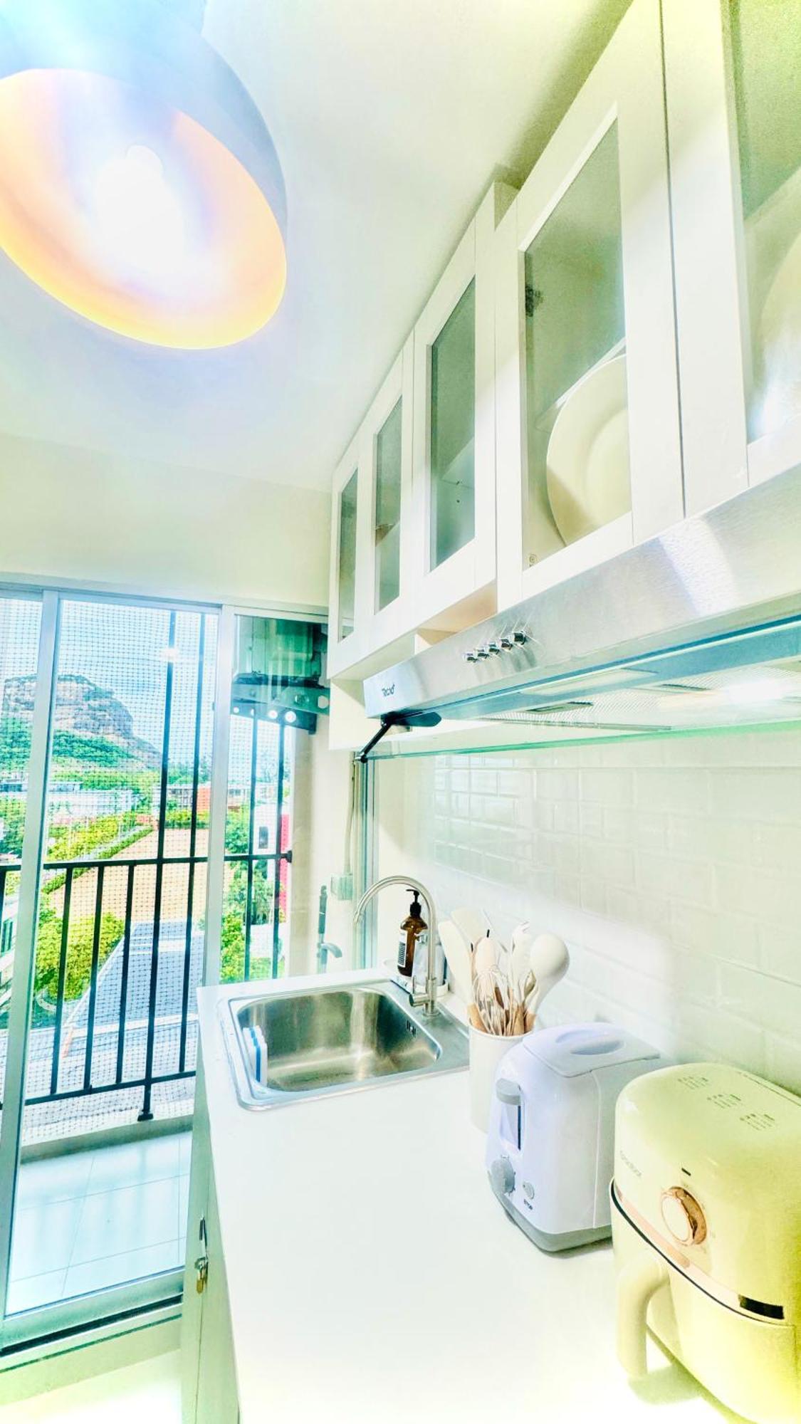 Sea&Mountain View,5 Mins Walk To Famous Beach With King Size Bed Huahin Kültér fotó