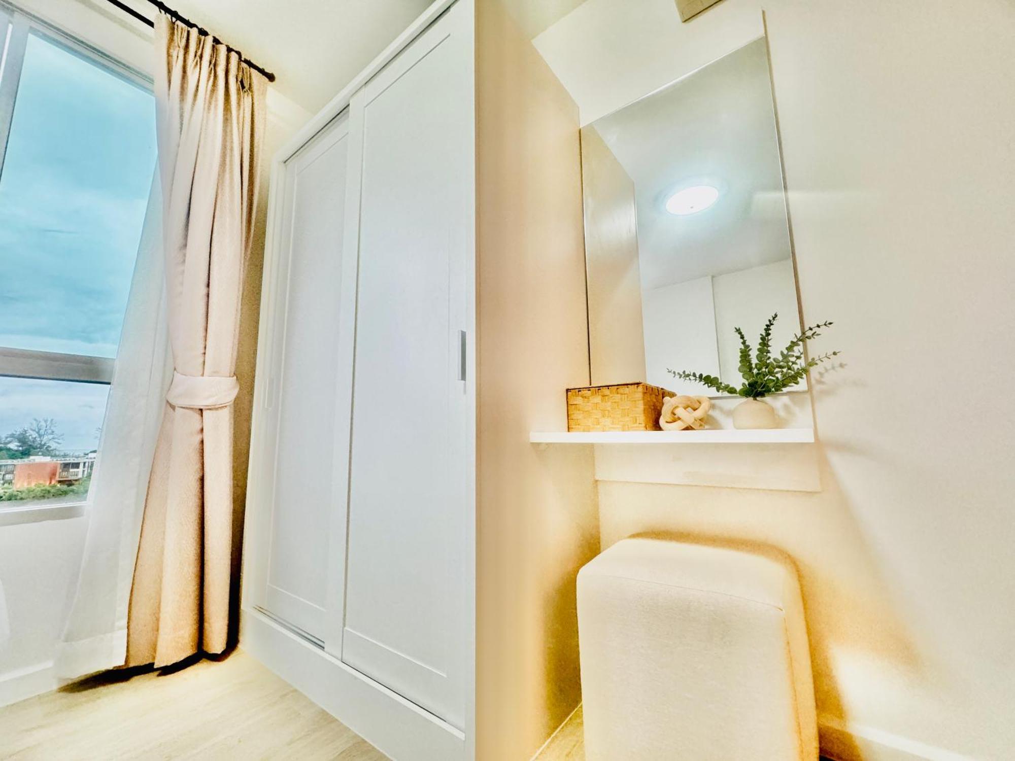 Sea&Mountain View,5 Mins Walk To Famous Beach With King Size Bed Huahin Kültér fotó